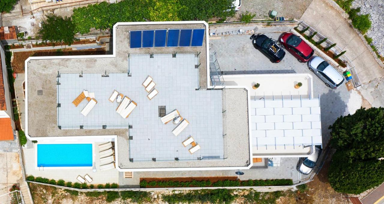 Sun Apartments Primošten Εξωτερικό φωτογραφία